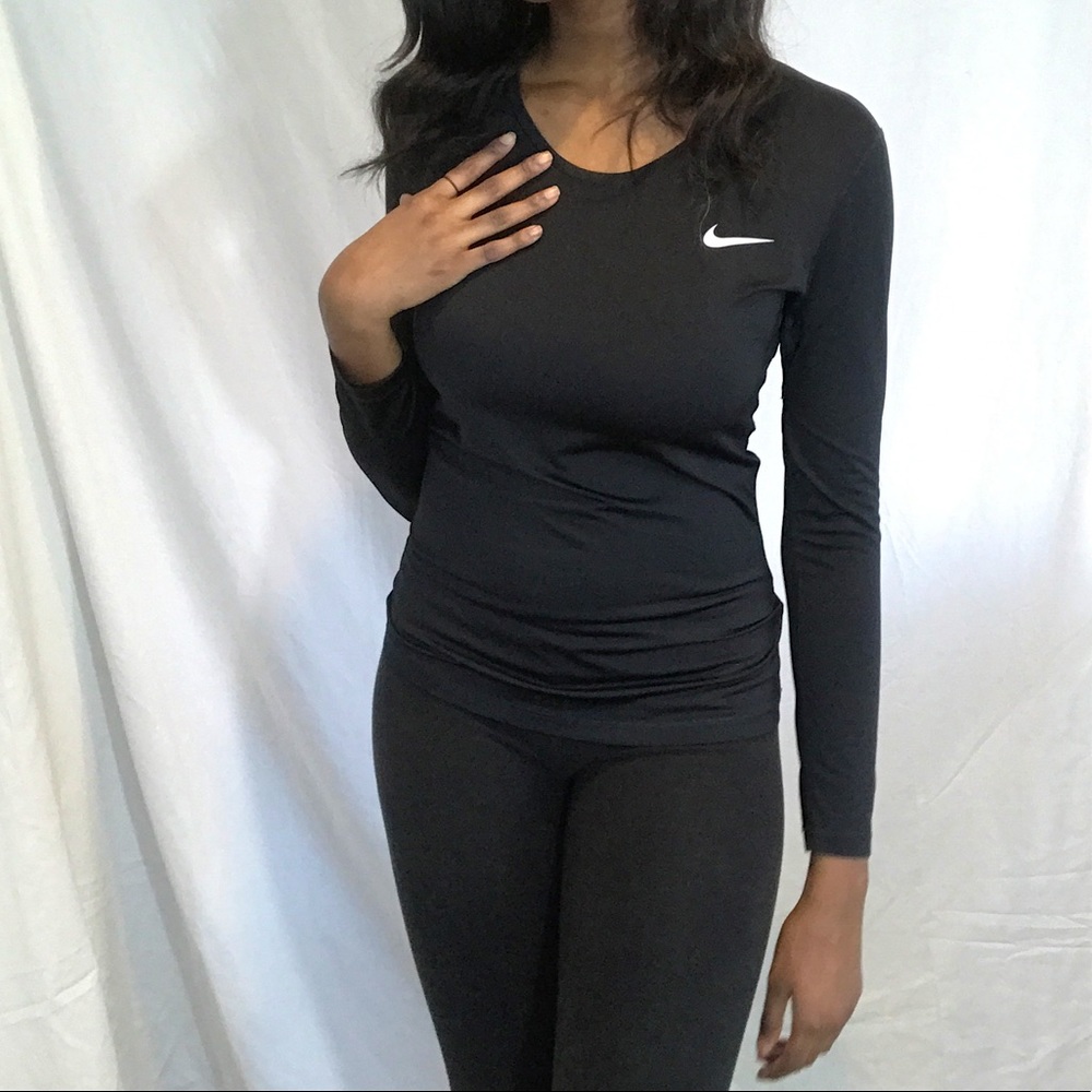 Nike dri-fit black long sleeve shirt